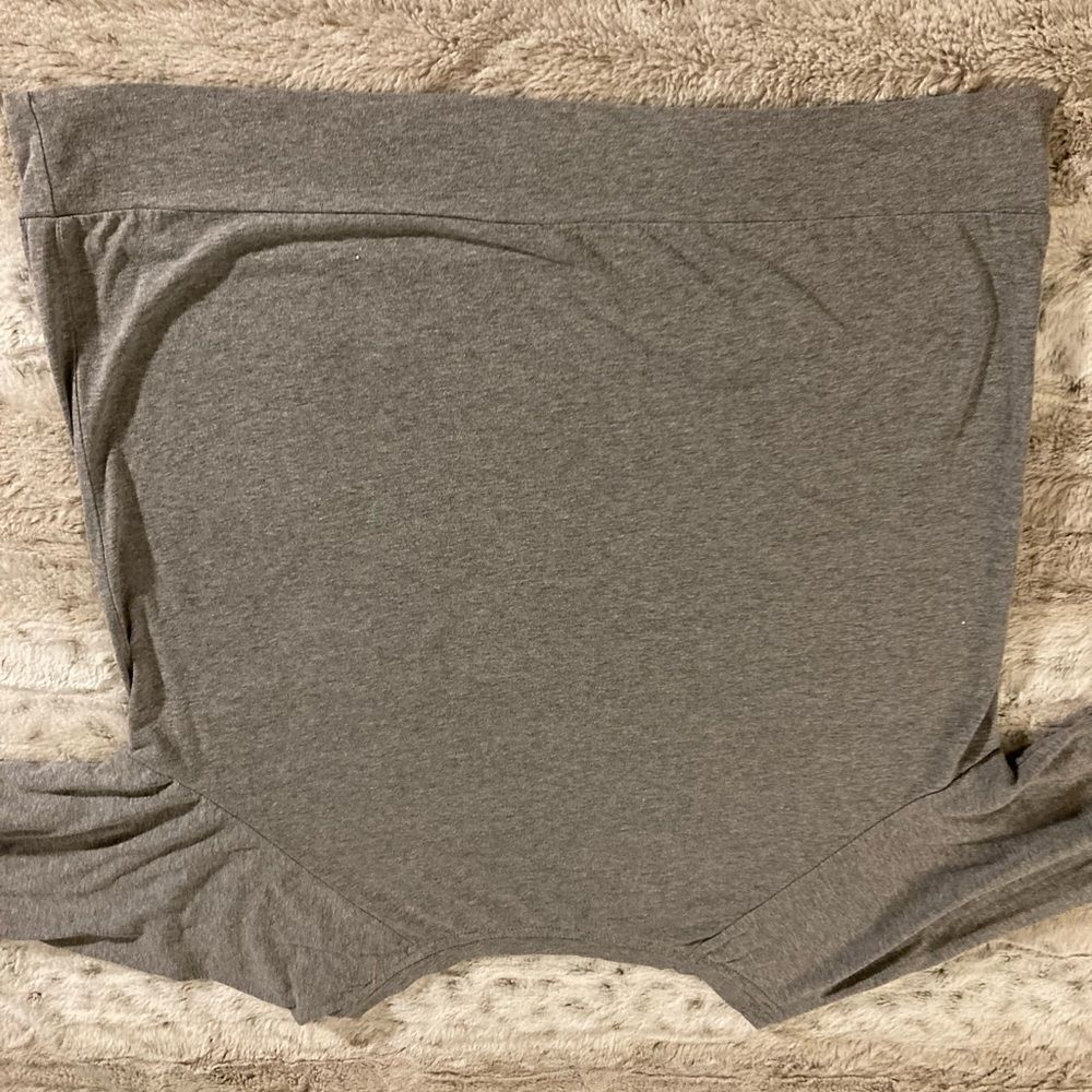 𝅺: : FREE SPIRIT Graphic Print Light Weight Super Soft Crop Sweatshirt : : - Picture 10 of 12